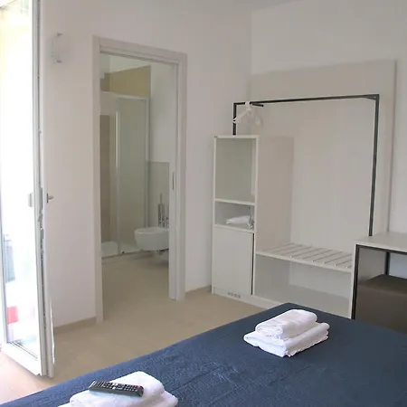 Da Rosy 3* Λατζίζε